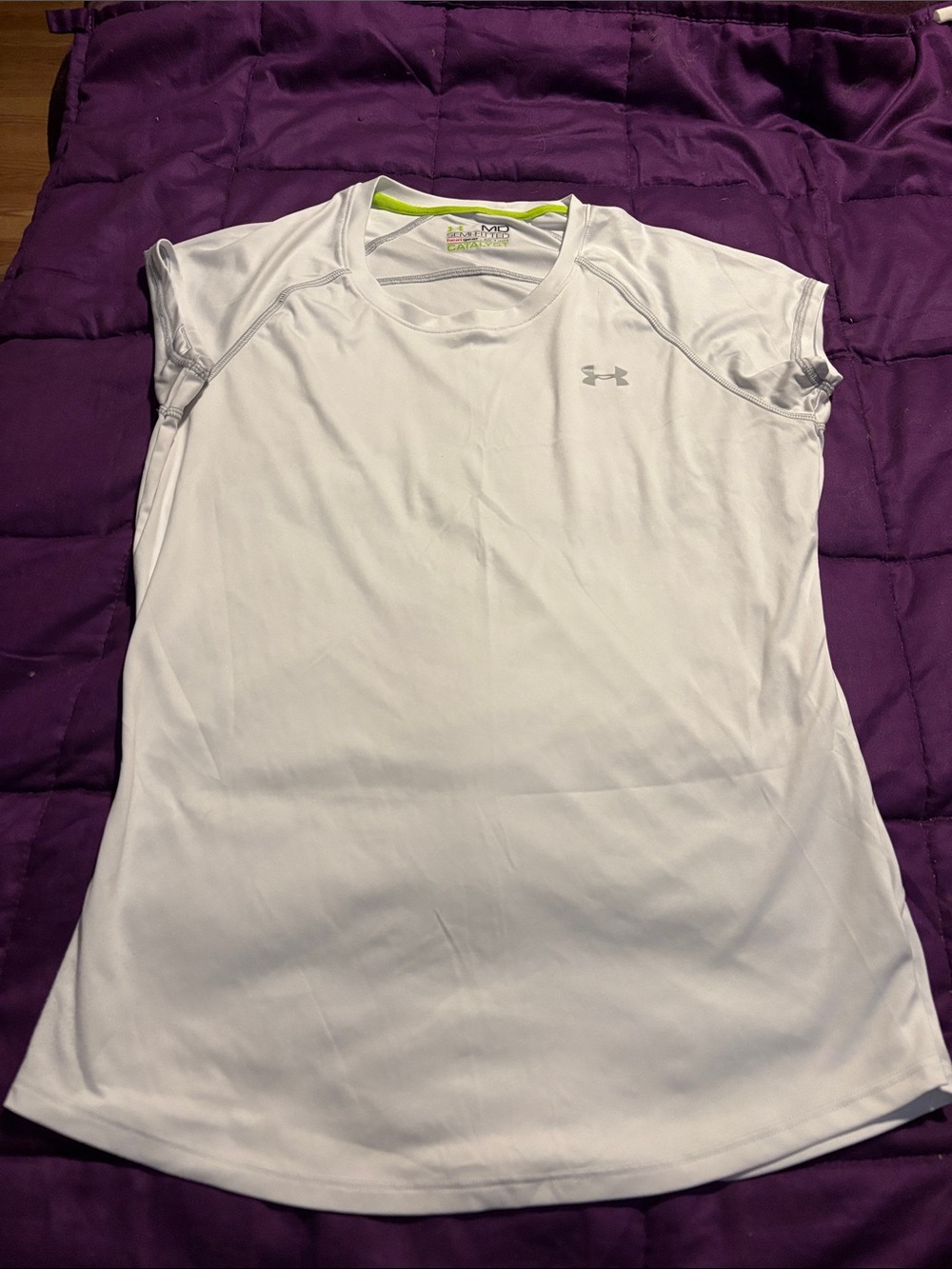 Under Armour White Women's Performance Short Sleeve Tee
